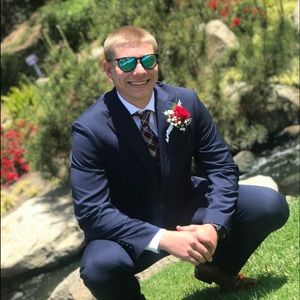 Meet your Posher, Dylan